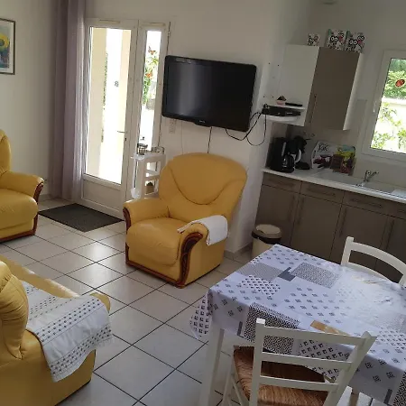בית נופש Le Gite De La Daviere